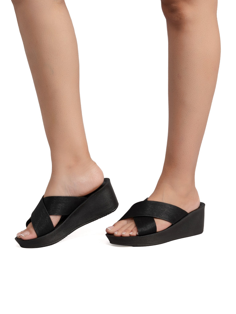 La Bella Women's Slip-On Slipper BLACK (LX48_BLACK) – The Condor