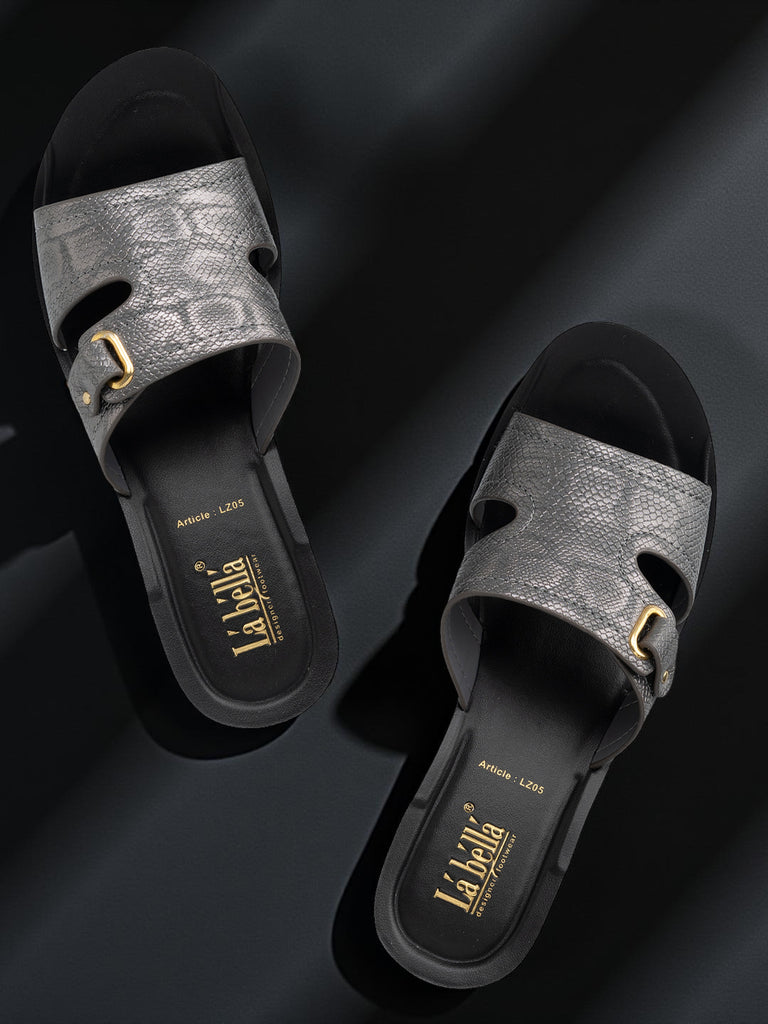 La Bella Women's Slip-On Slipper BLACK (LZ05_BLACK) – The Condor